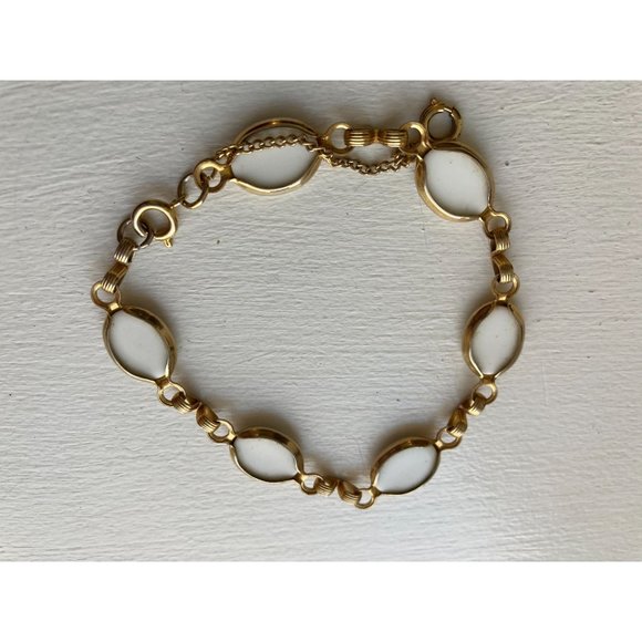 VTG MCM White Milk Glass Cabochon Bracelet-8 1/2" Length - Picture 7 of 7